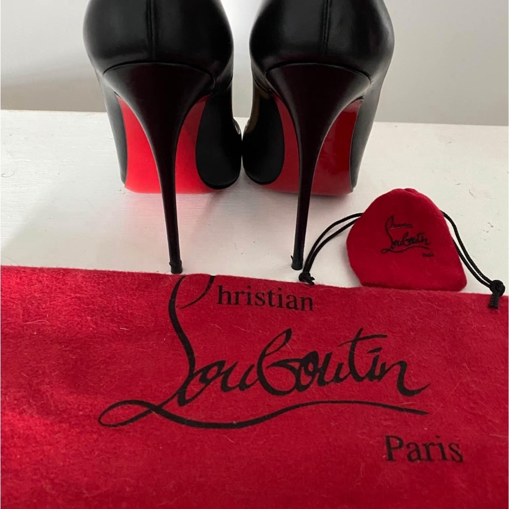 CHRISTIAN LOUBOUTIN
Escarpins So Kate 120 noirs